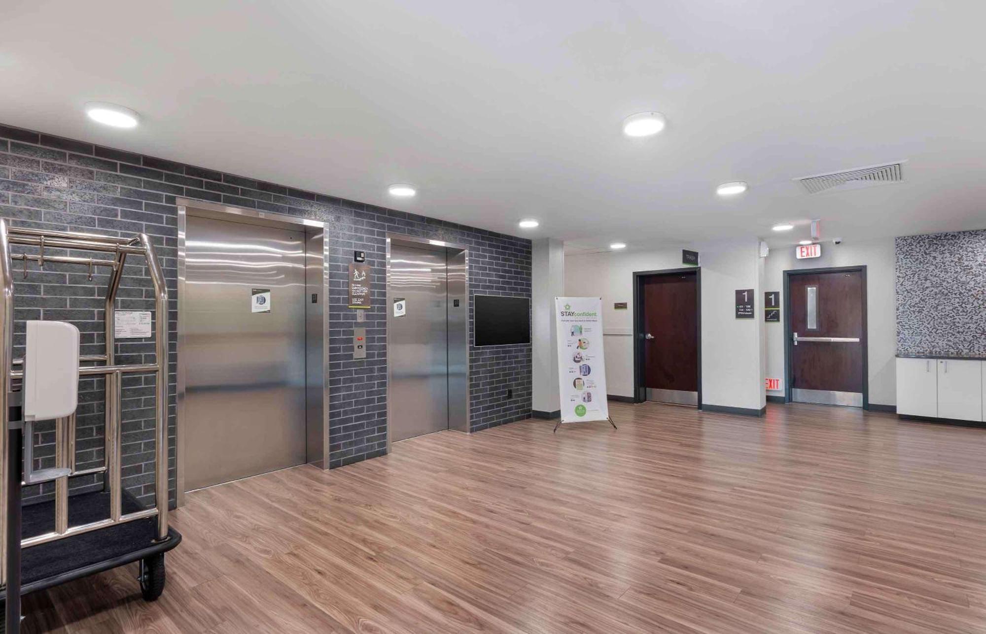 Extended Stay America Premier Suites - Miami - Downtown Brickell - Cruise Port Eksteriør billede
